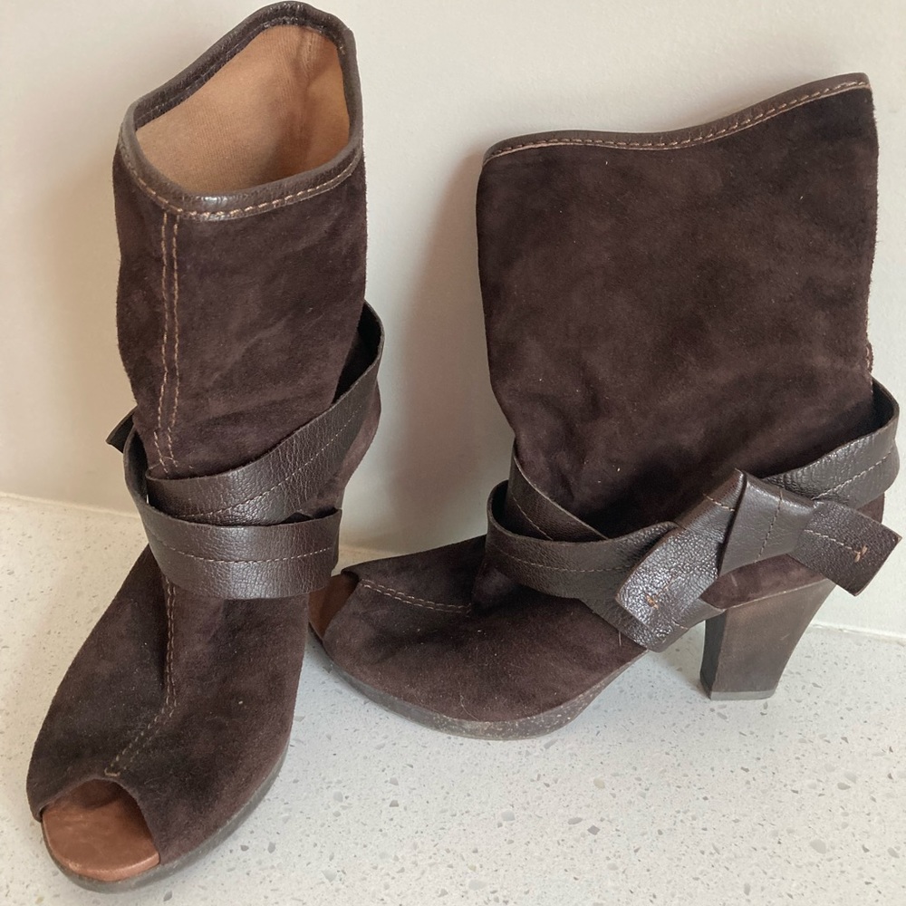 Naya suede peep toe boot